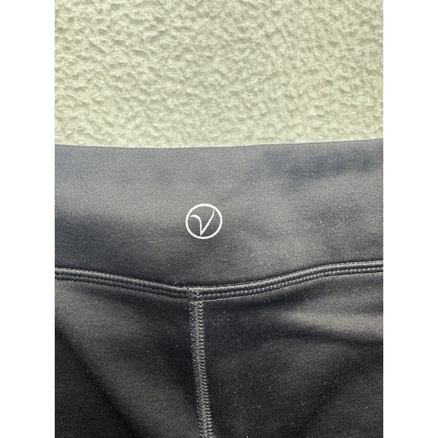 Vogo Athletica Black Stretch Leggings L Polyester Spandex Activewear #9658