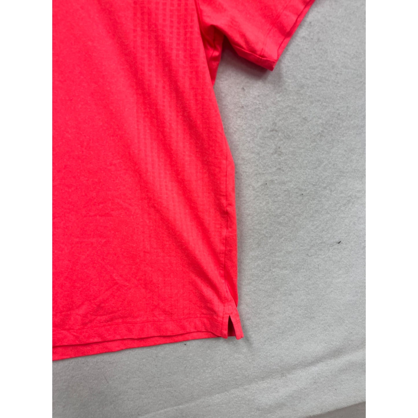 Under Armour HeatGear Polo Shirt Loose Fit Red Size M #577A