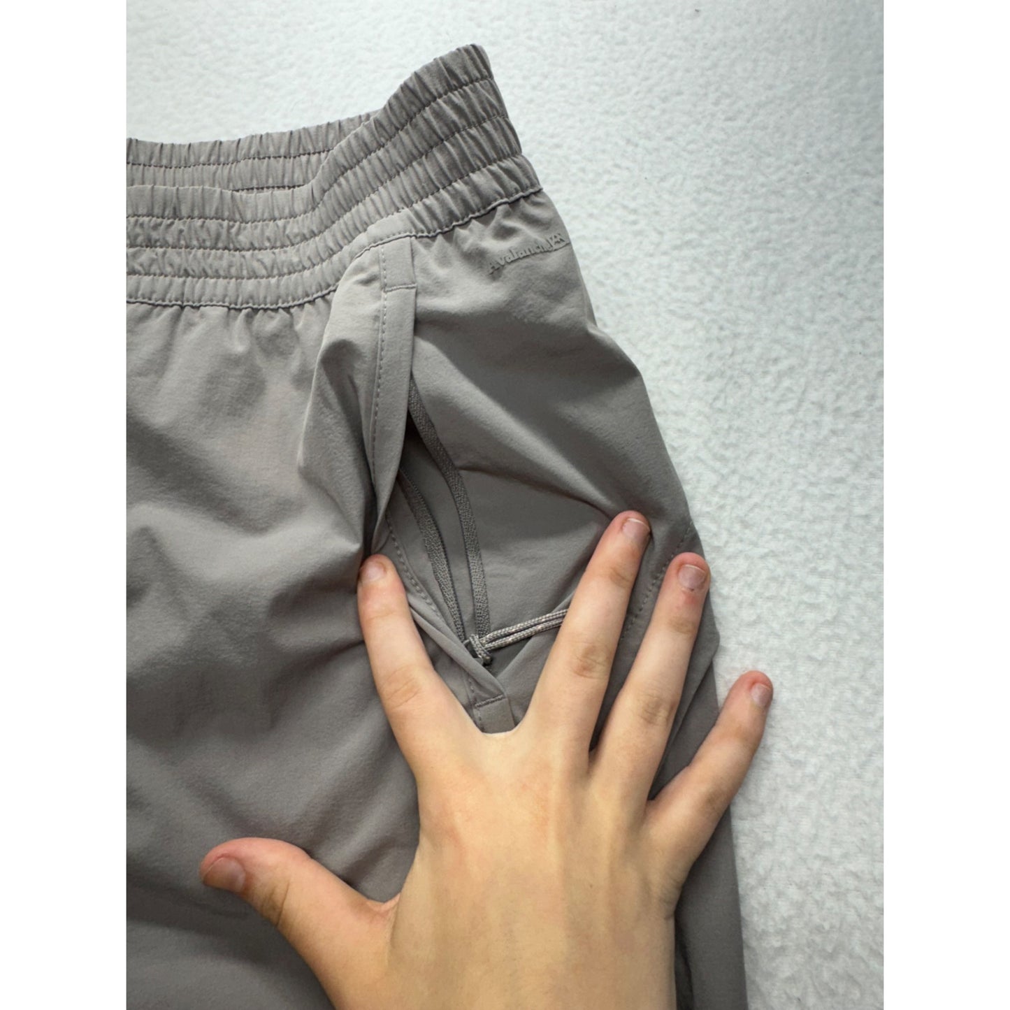 Avalanche Gray Nylon/Spandex Lightweight Elastic Waist Hiking Pants M 284B
