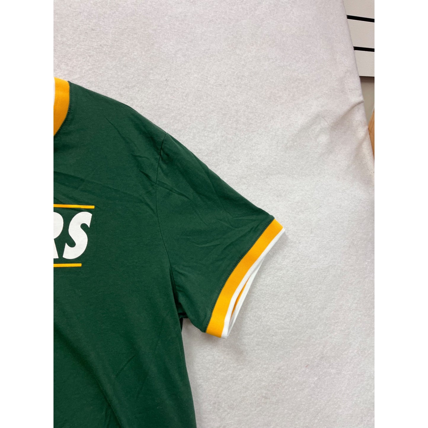 Green Bay Packers NFL Team Apparel XL T-Shirt #8938