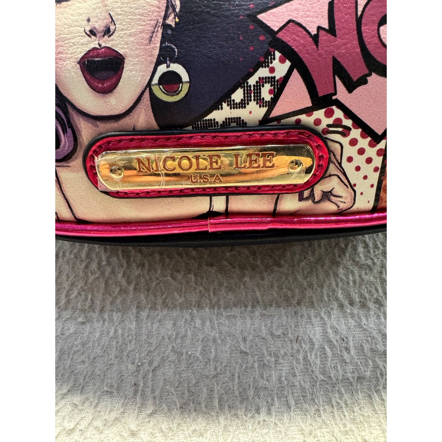 Nicole Lee Pop Art Belt Bag With Adjustable Strap In Black & Pink 385B