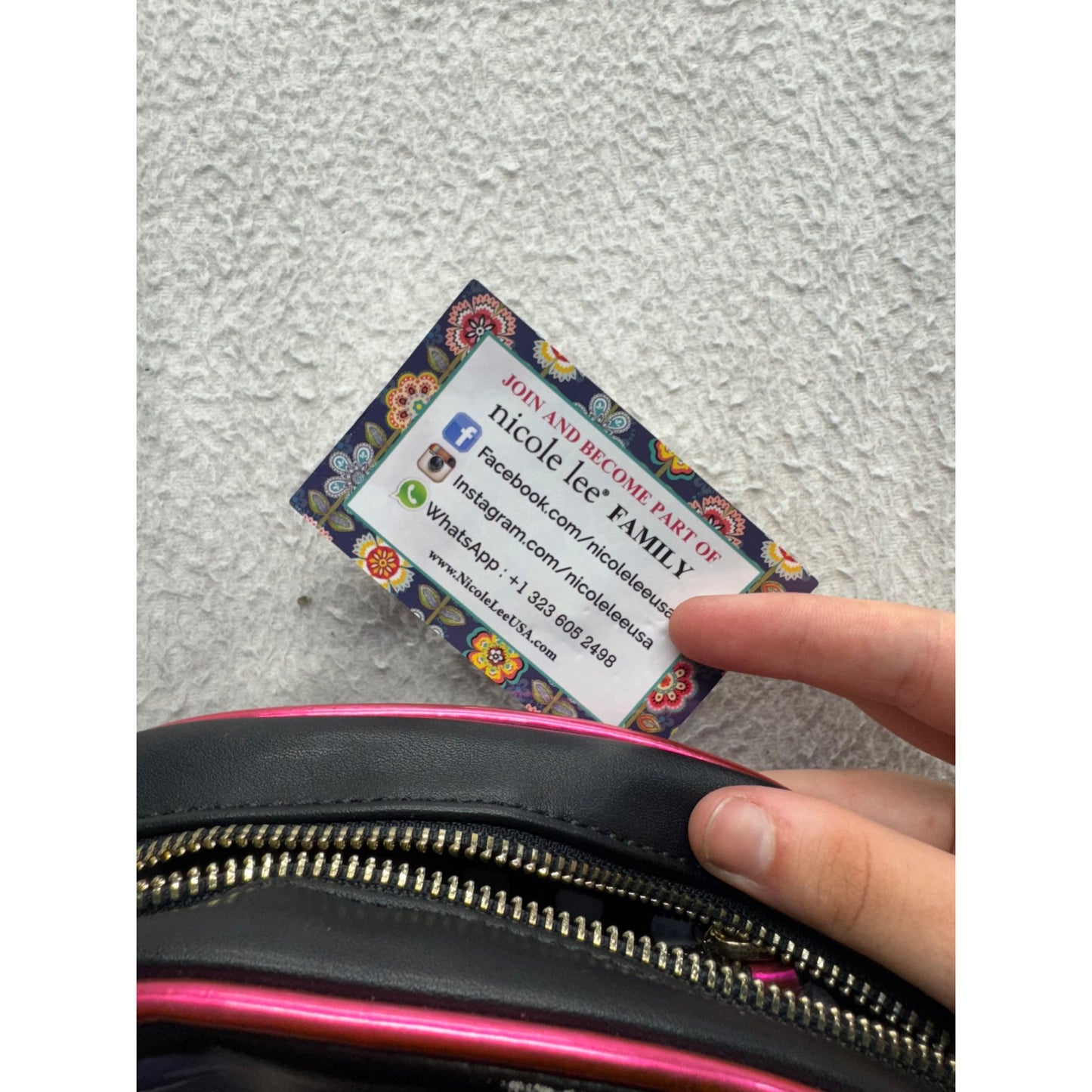 Nicole Lee Pop Art Belt Bag With Adjustable Strap In Black & Pink 385B