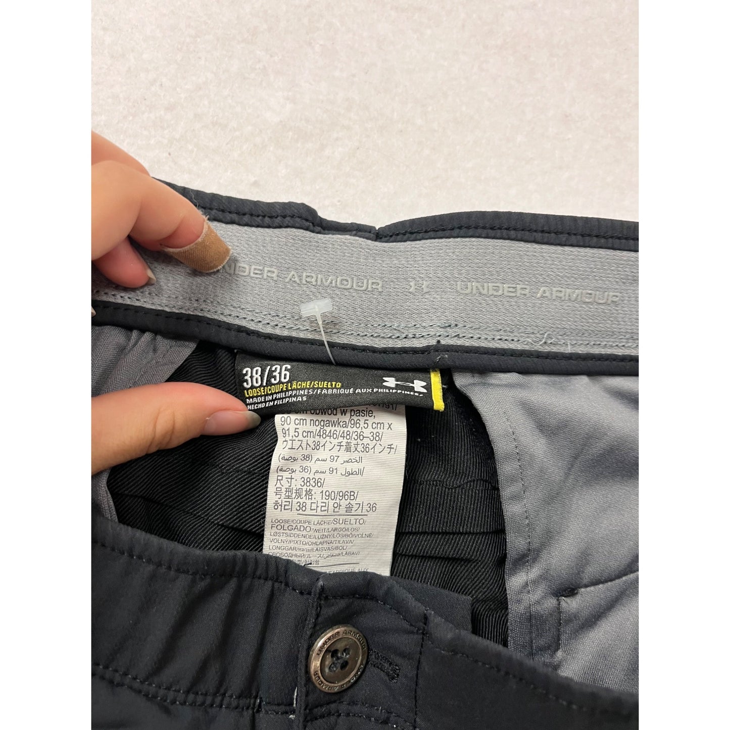 Under Armour Black Golf Pants Size 38/36 #146A