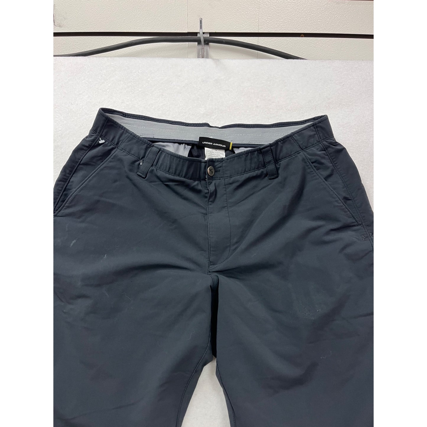 Under Armour Black Golf Pants Size 38/36 #146A