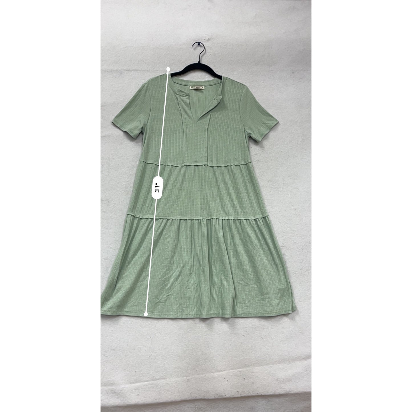 Akini Tiered A-Line Dress Size S Light Green Short Sleeve #576A