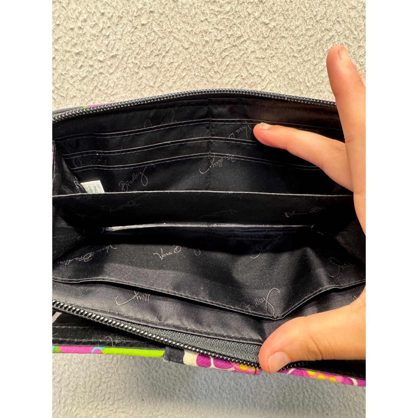 Vera Bradley Floral Quilted Zip Around Wallet With Turnlock Closure 44B