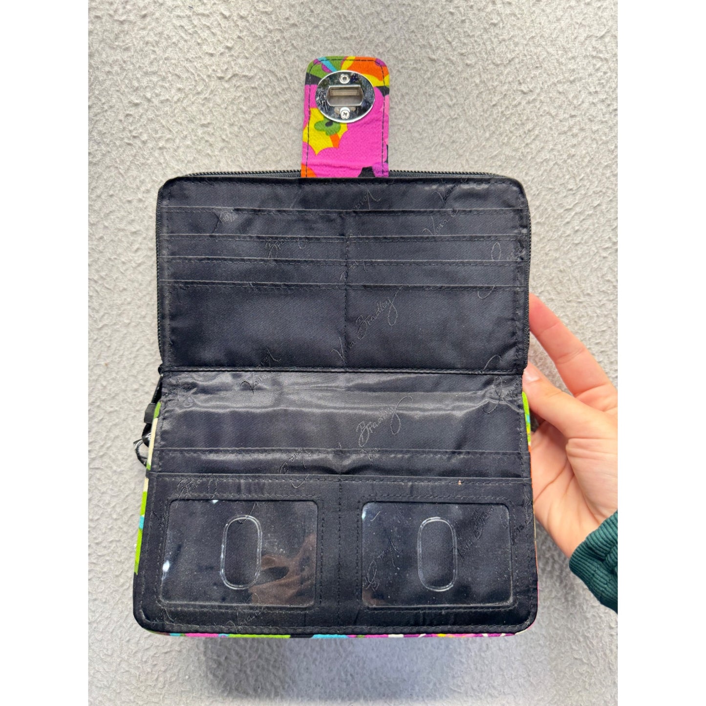 Vera Bradley Floral Quilted Zip Around Wallet With Turnlock Closure 44B