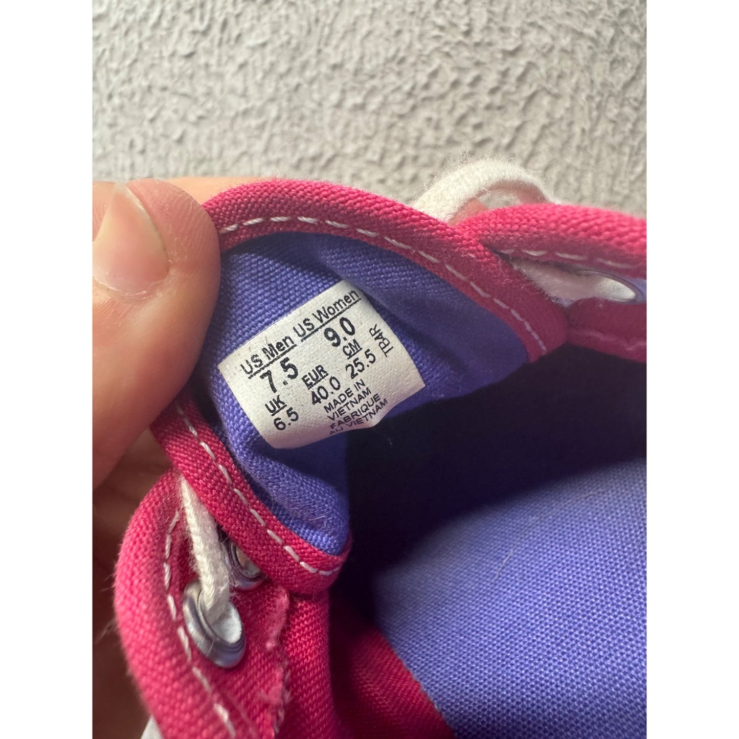 Vans Authentic Pink Canvas Low-Top Sneakers With White Laces & Blue Soles #9800