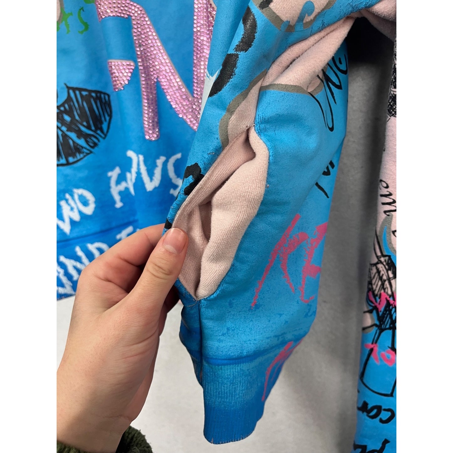 FNTY Medium Graffiti-Style Pink & Blue Hoodie #121C