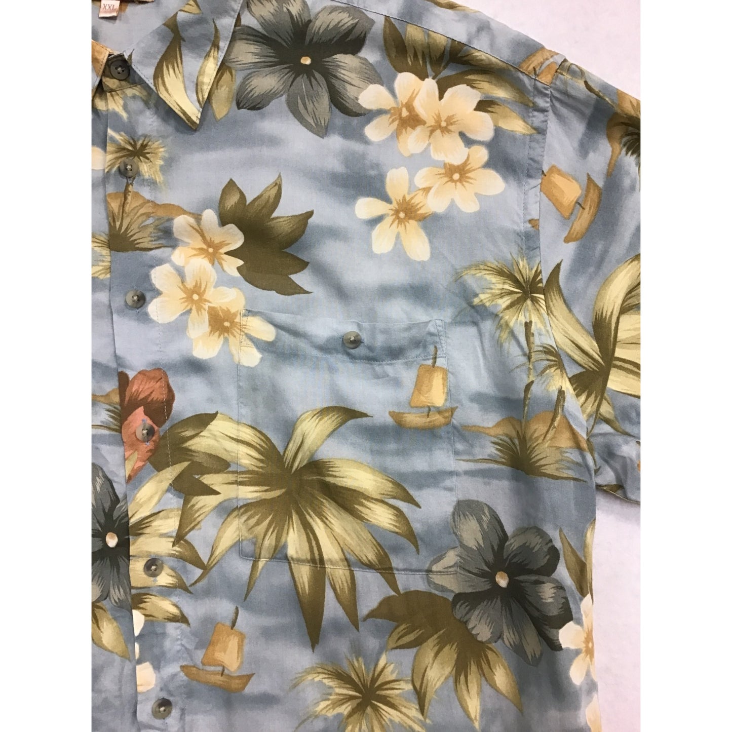 Men’s Vintage Hawaiian ButtonUp