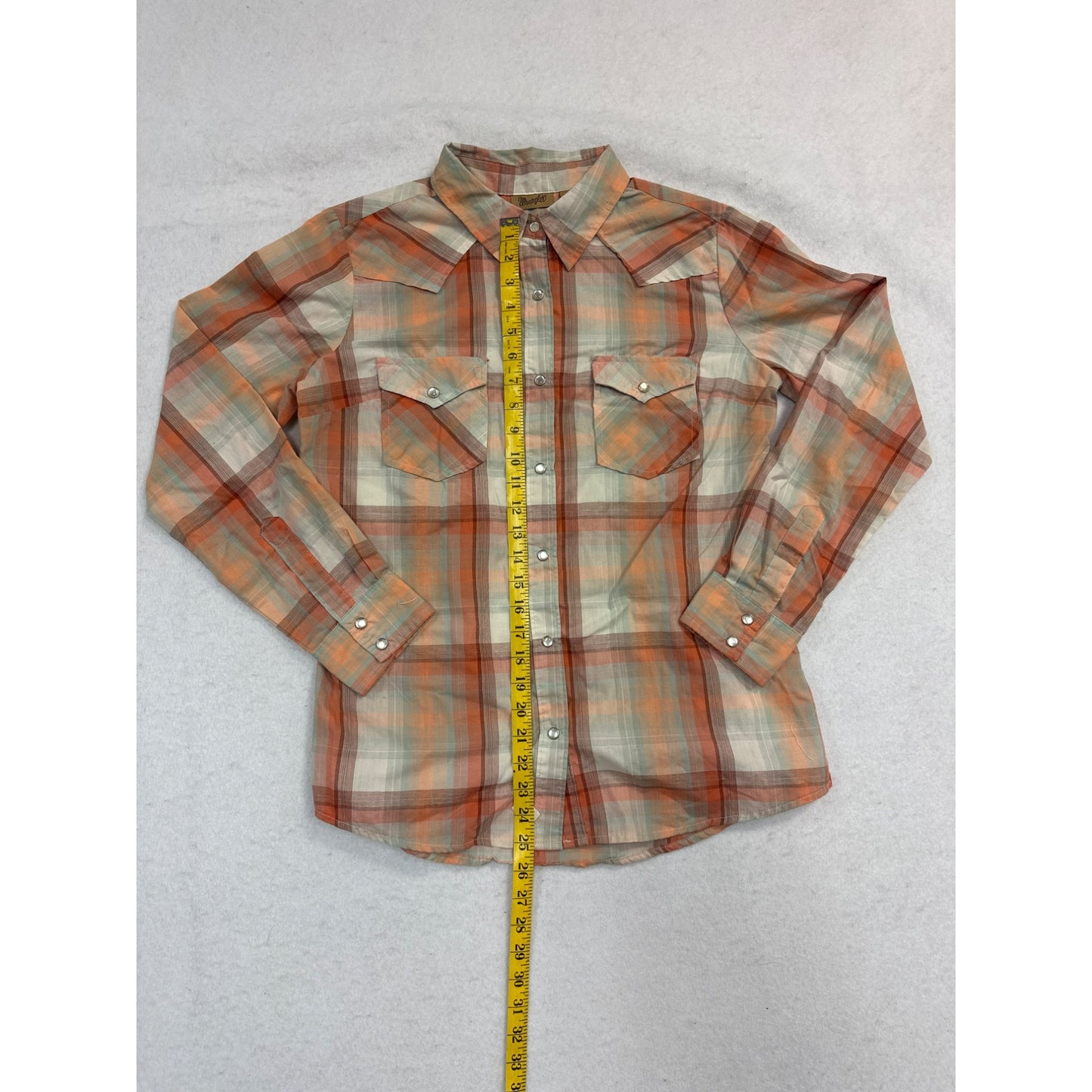 Womens Vintage Wrangler Pearlsnap shirt