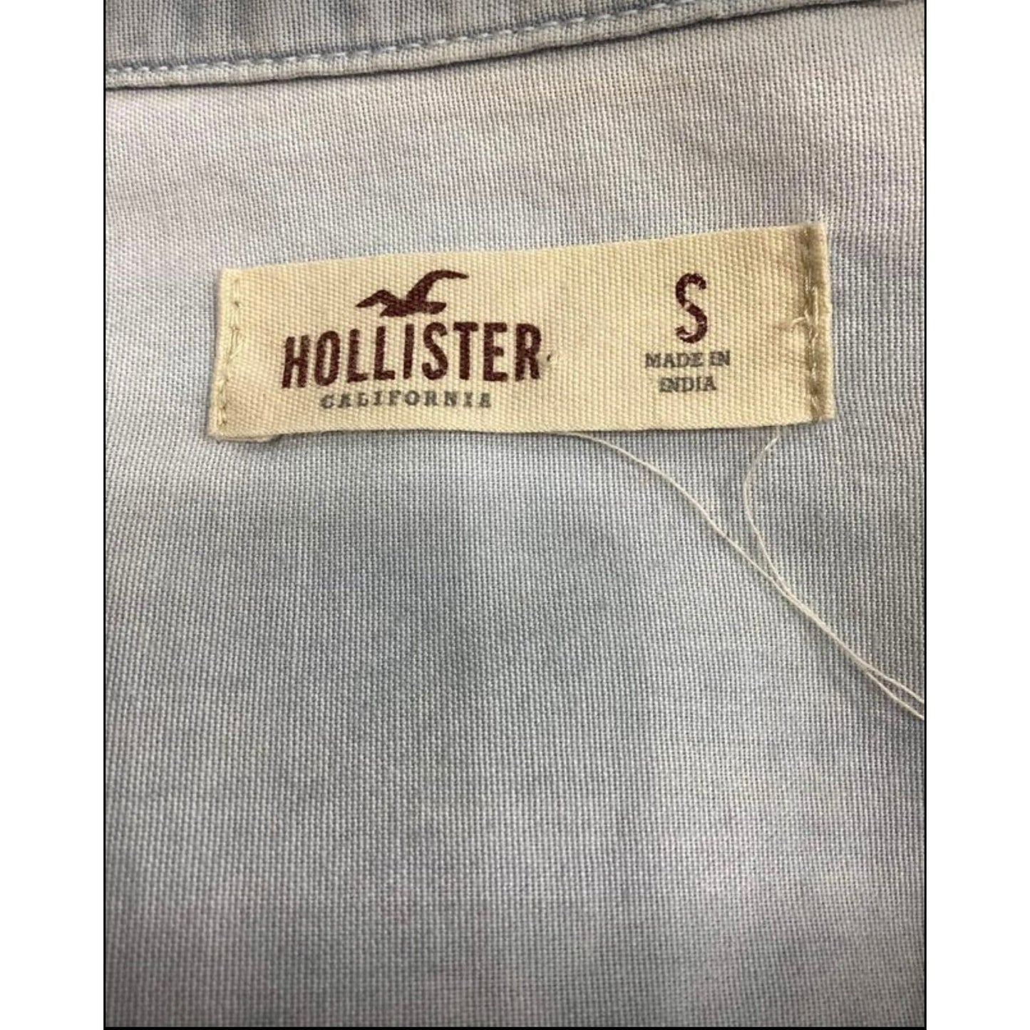 Women’s Hollister Light Wash Button Up