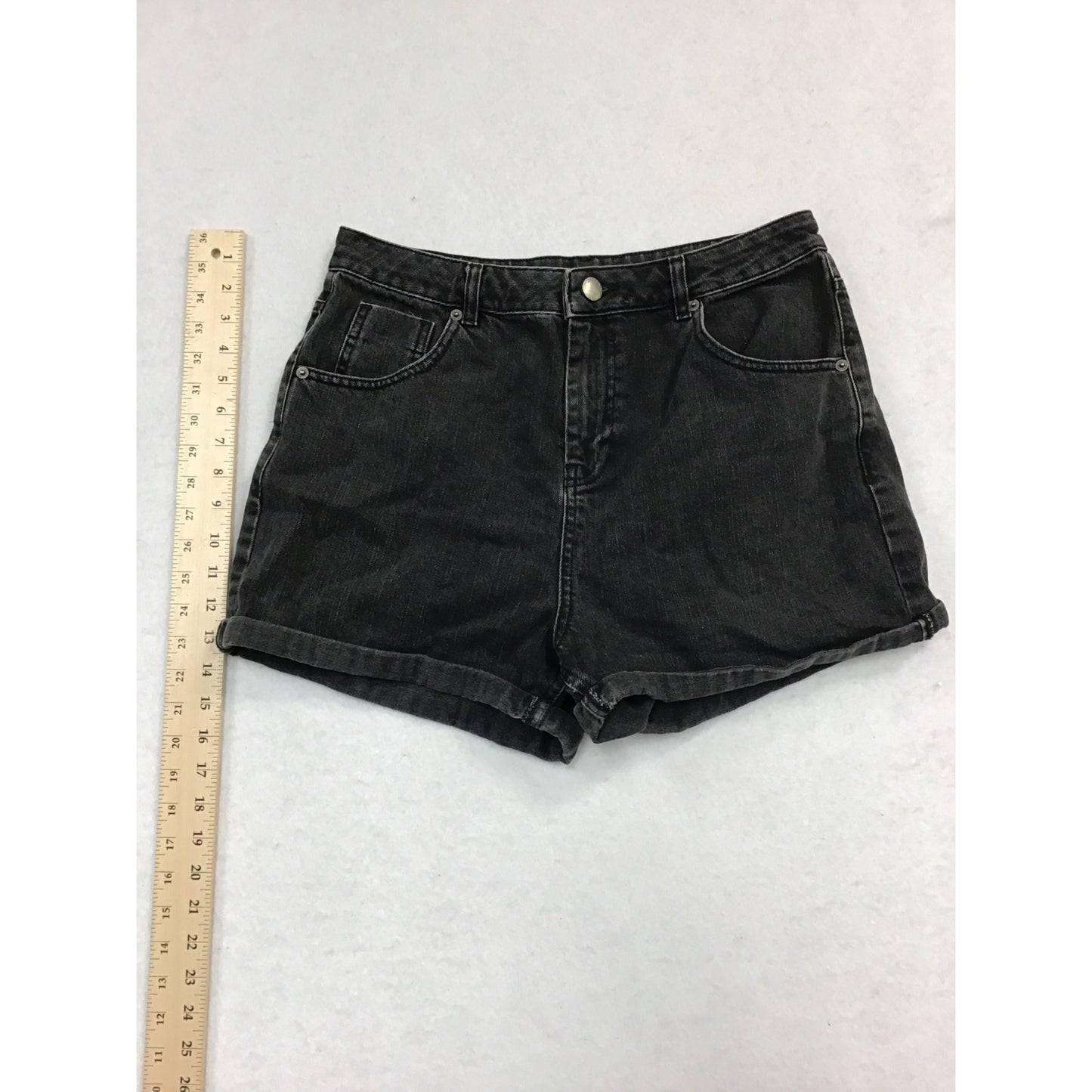 Women’s Casual Jean Shorts