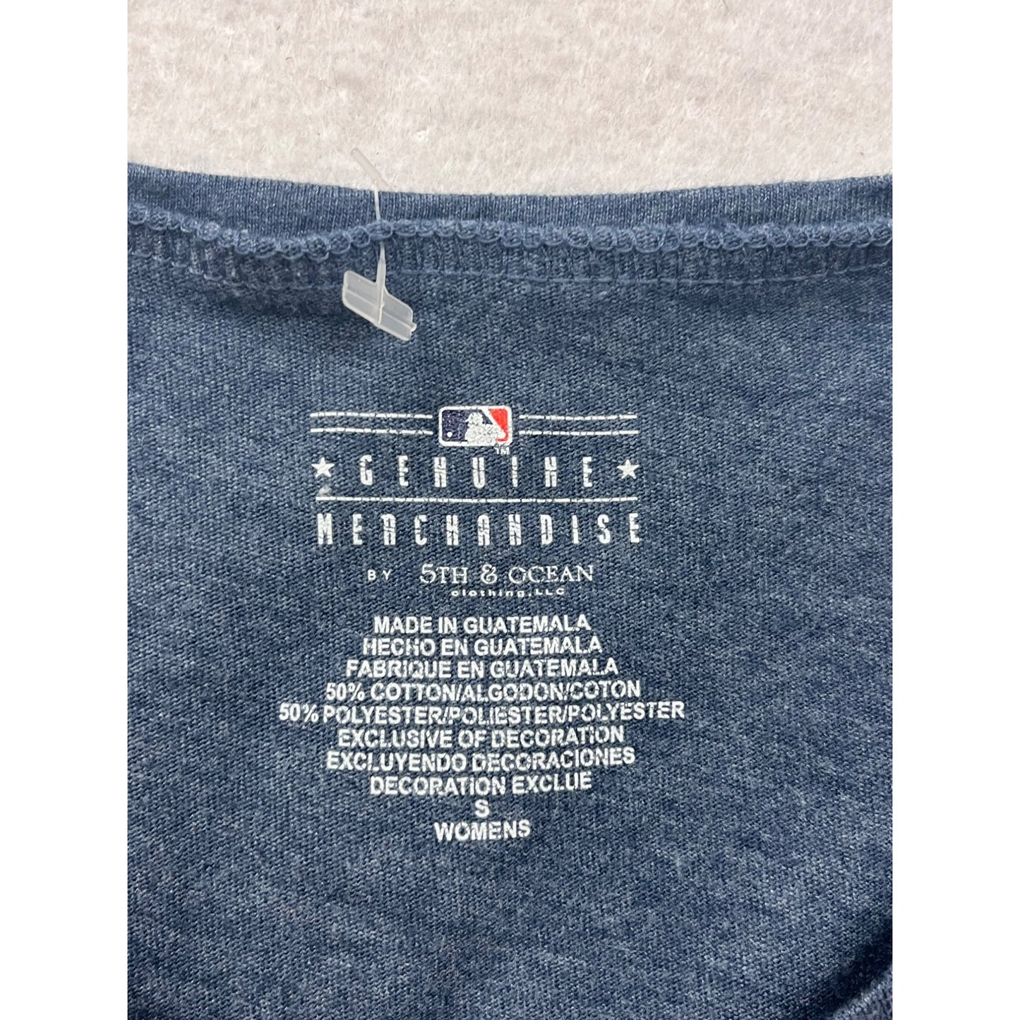 Minnesota Baseball Graphic V-Neck Tee Small #8517