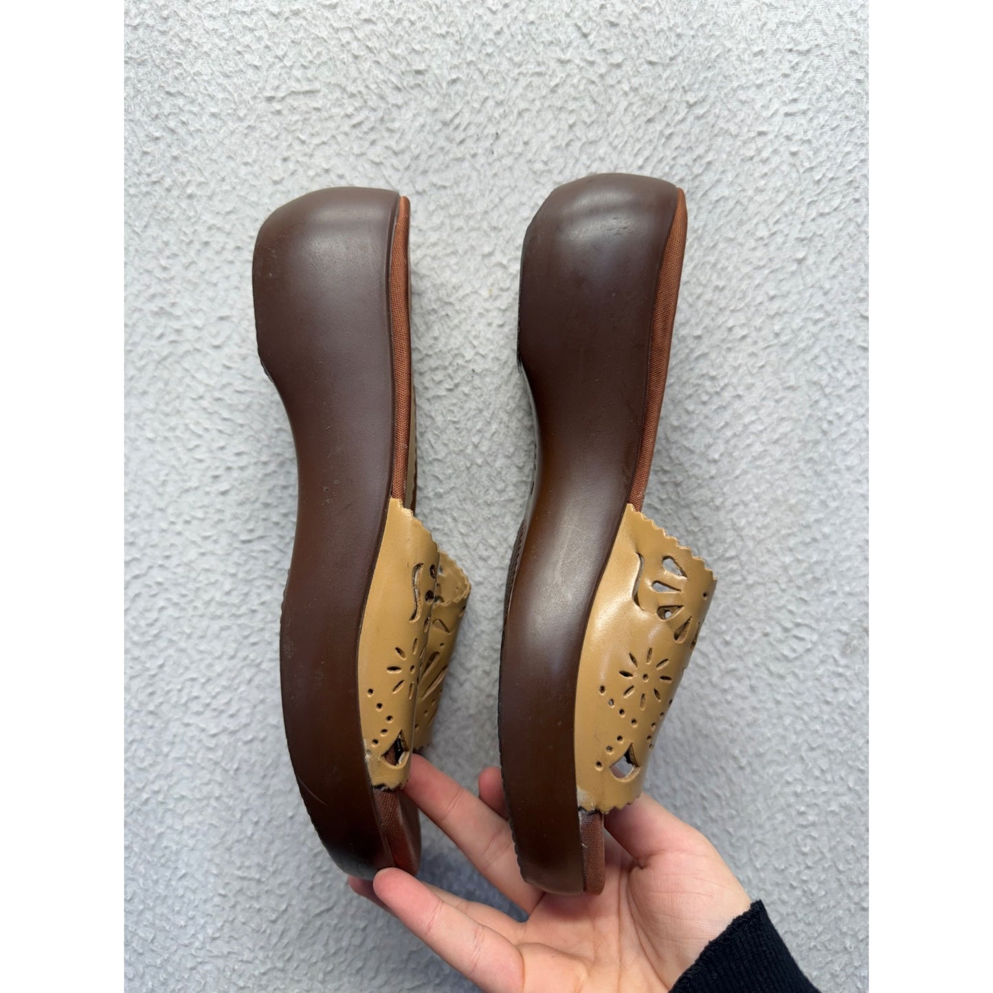 Womens Zeta Tan Cutout Leather Slide Sandals Size 6.5 9439