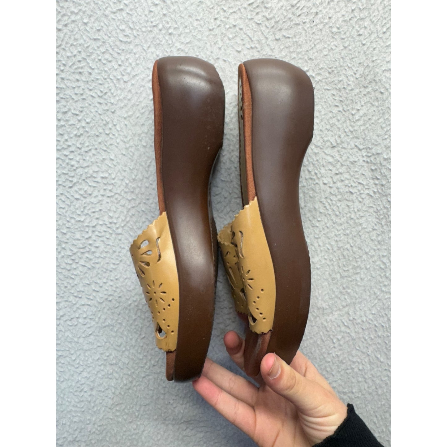 Womens Zeta Tan Cutout Leather Slide Sandals Size 6.5 9439