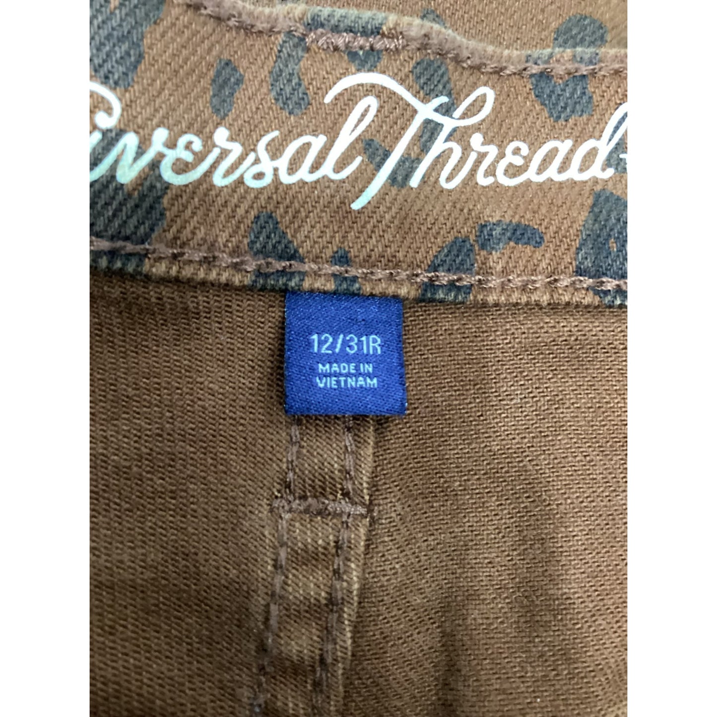 Universal Threads Jeans