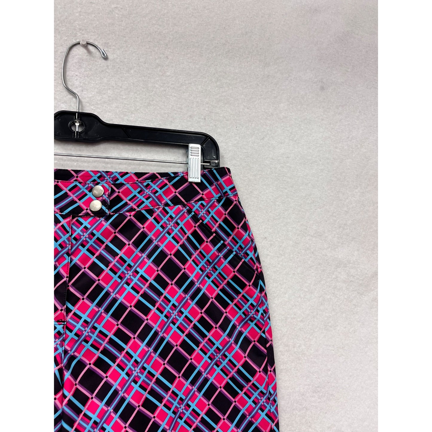 PGA Tour Plaid Golf Shorts Size 6-8 #165A