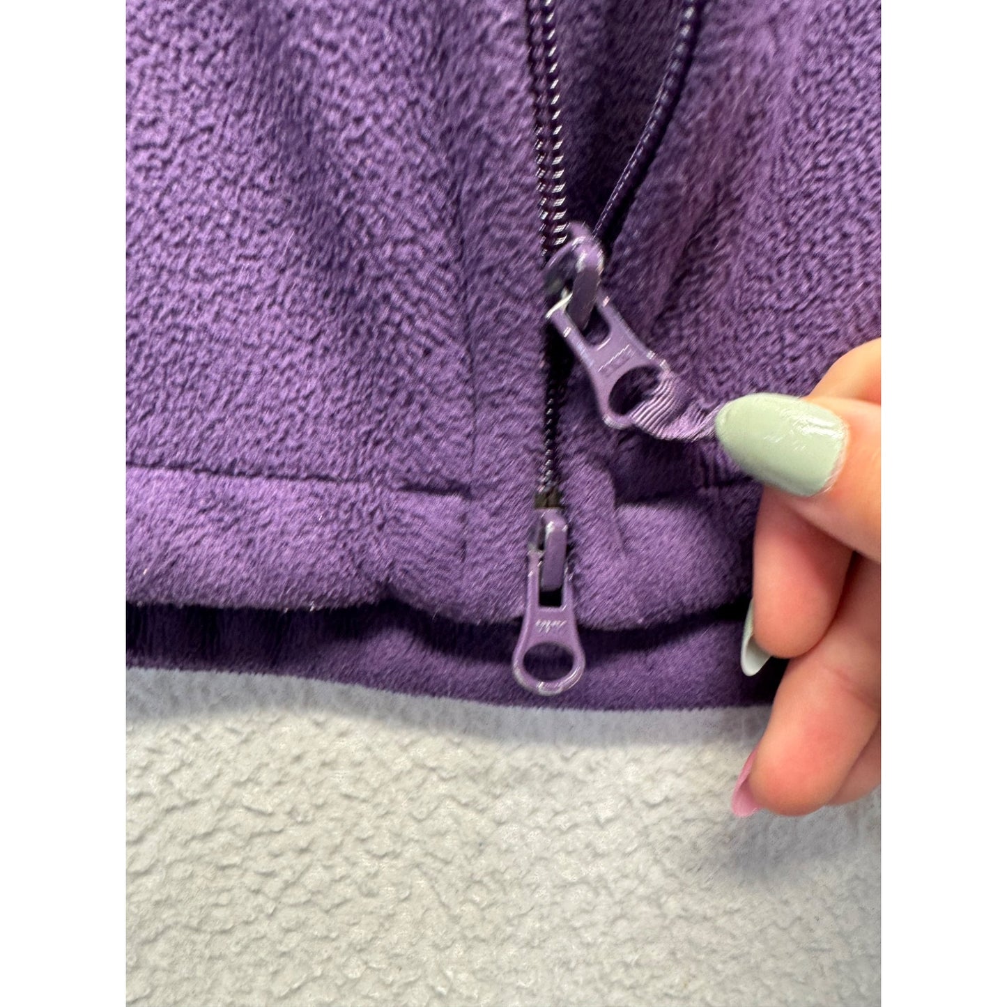 Duluth Trading Co. M Purple Full-Zip Hooded Jacket 100% Polyester #7846