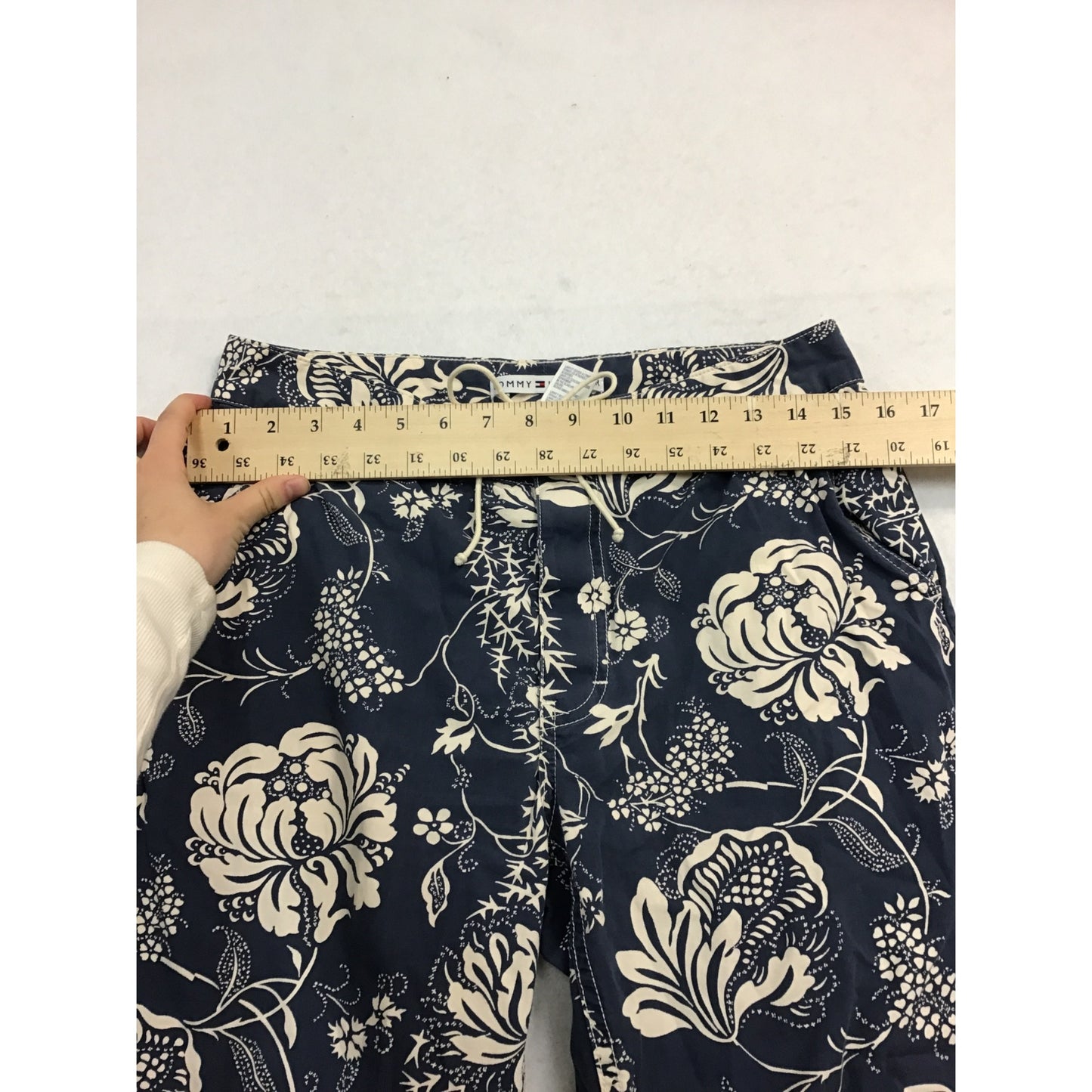 Women’s Floral/Hawaiian Print Pants