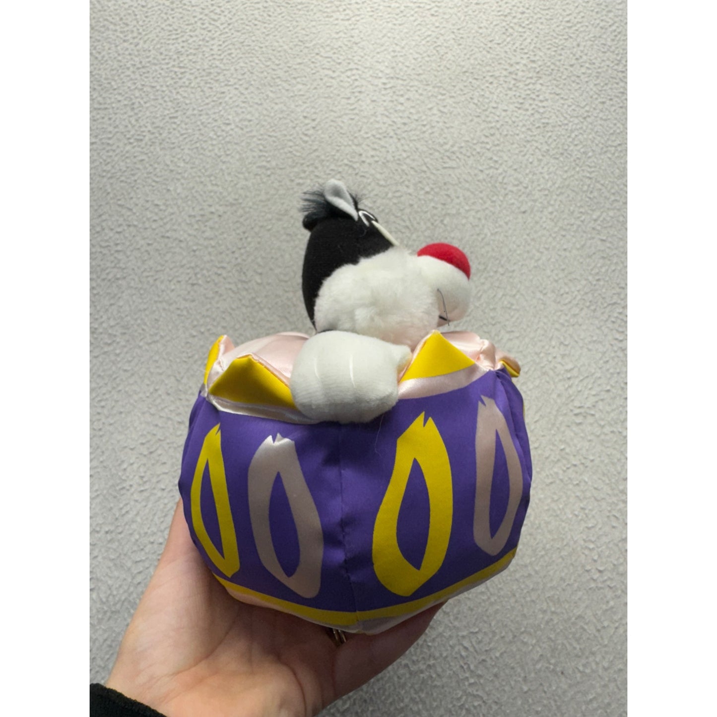 Sylvester The Cat Plush In Purple & Yellow Eggshell Warner Bros 1997 #410B