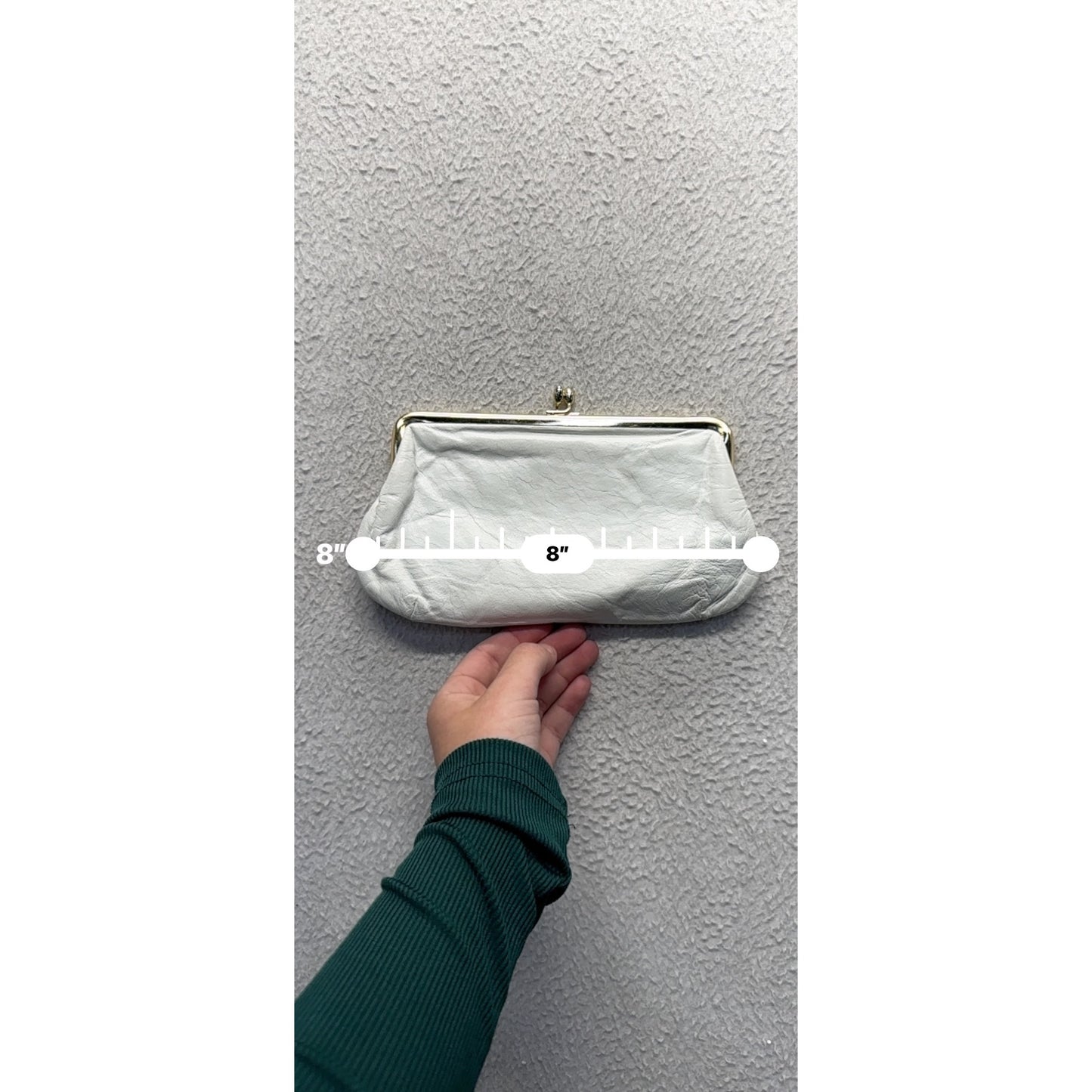 Vintage White Leather Coin Purse With Floral Embroidery 42B