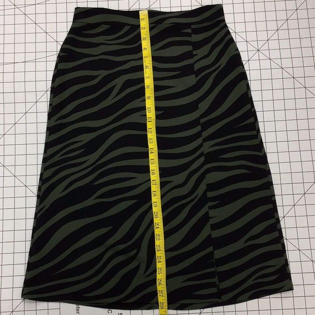 Women’s Mid-Length Skirt