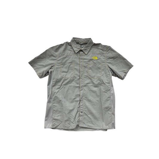 The North Face Mens XL Light Gray Short Sleeve Button-Up Shirt #6612