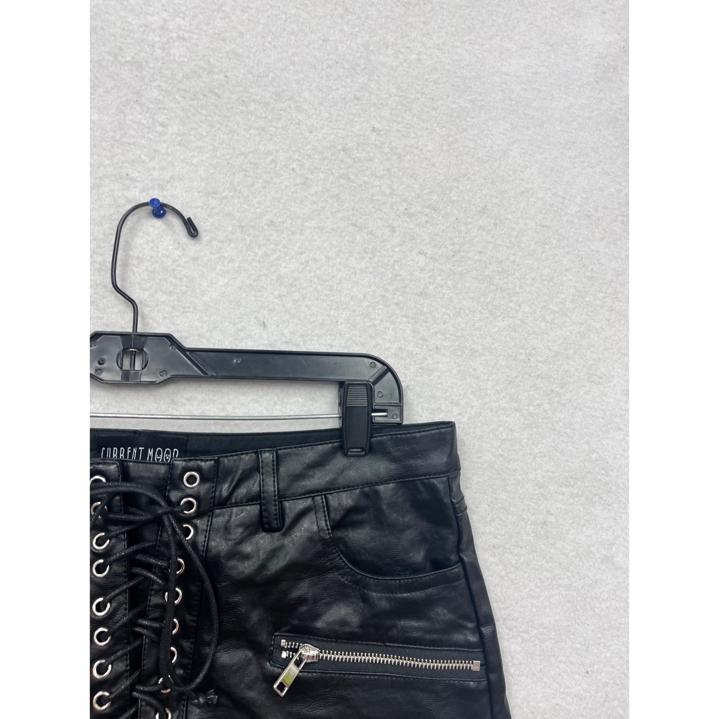 Current Mood Black Faux Leather Lace-Up Shorts Size L #850A