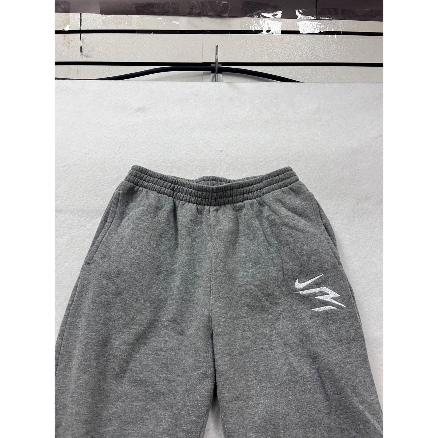 Youth XL Grey Nike Sweatpants #323A