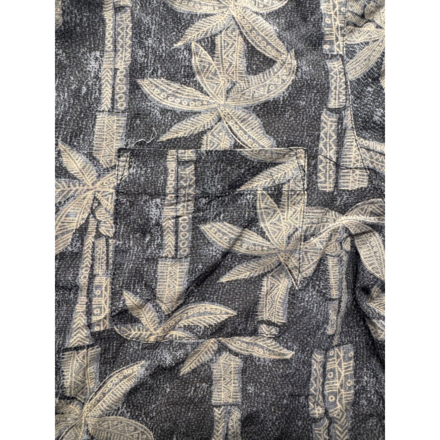 Milano Bay Hawaiian M Short Sleeve Gray/Beige Palm Tree Design #9125