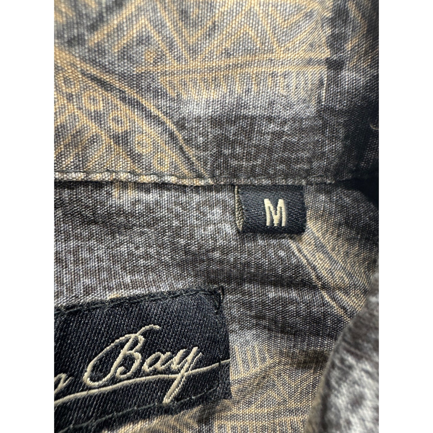 Milano Bay Hawaiian M Short Sleeve Gray/Beige Palm Tree Design #9125