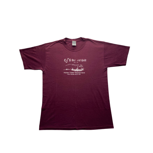 Vintage CJs Bar & Grill 13th Annual Horseshoe Tournament T-Shirt Maroon Size L #7156