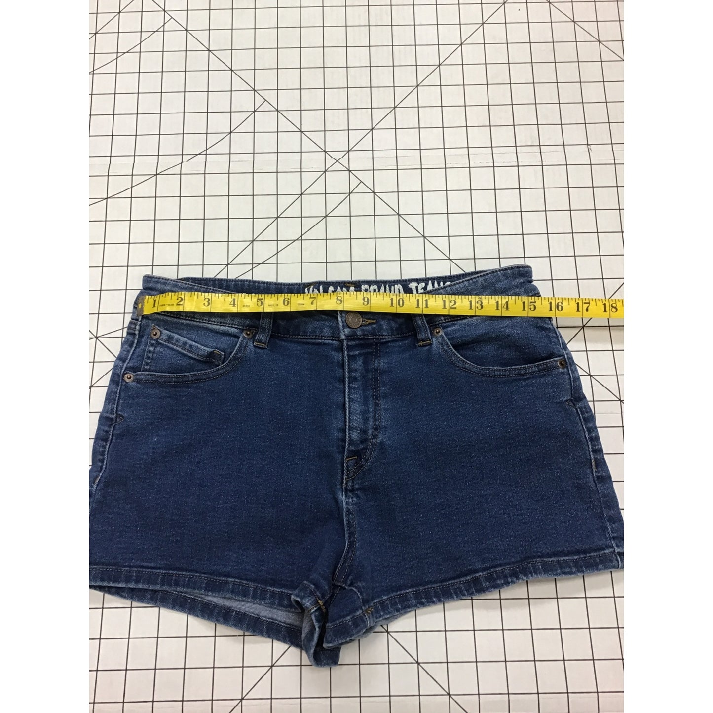 Women’s Casual Jean Shorts