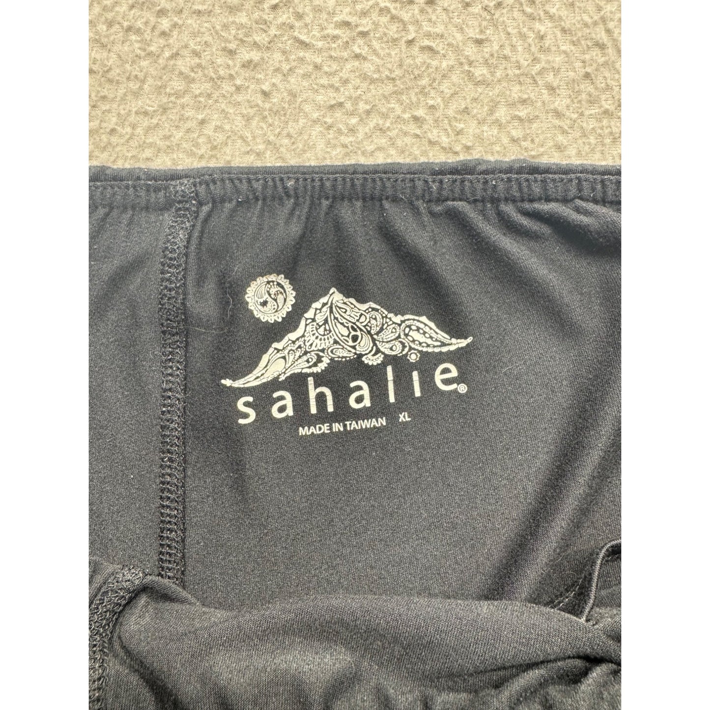 Sahalie Black Skirted Leggings XL 88% Polyester 12% Spandex #9666