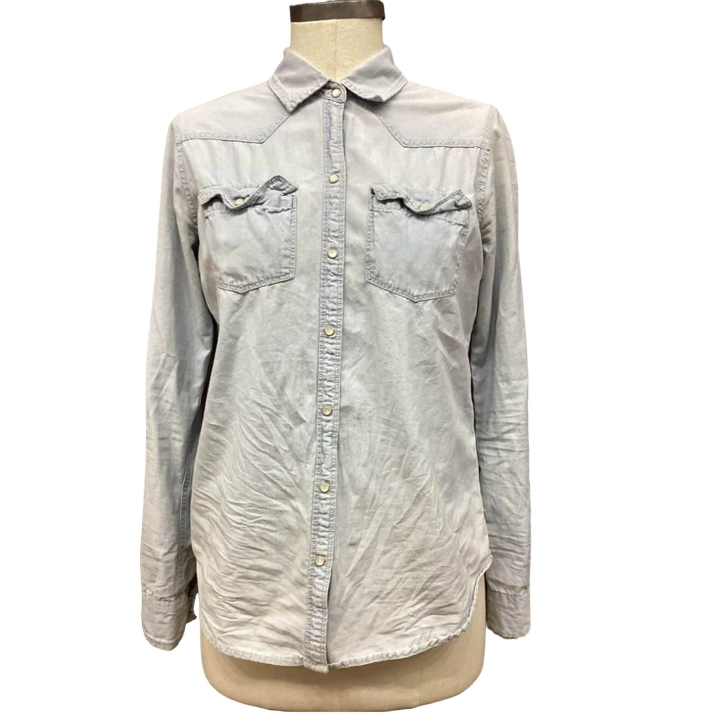 Women’s Hollister Light Wash Button Up