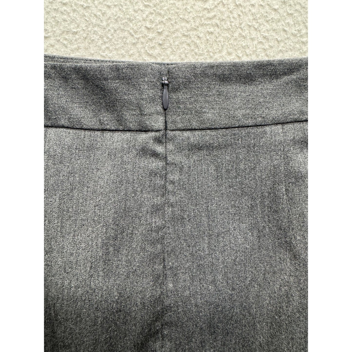 Gray Pencil Skirt With Side Slit & Silver Buckle Detail Size 6 Express #186B
