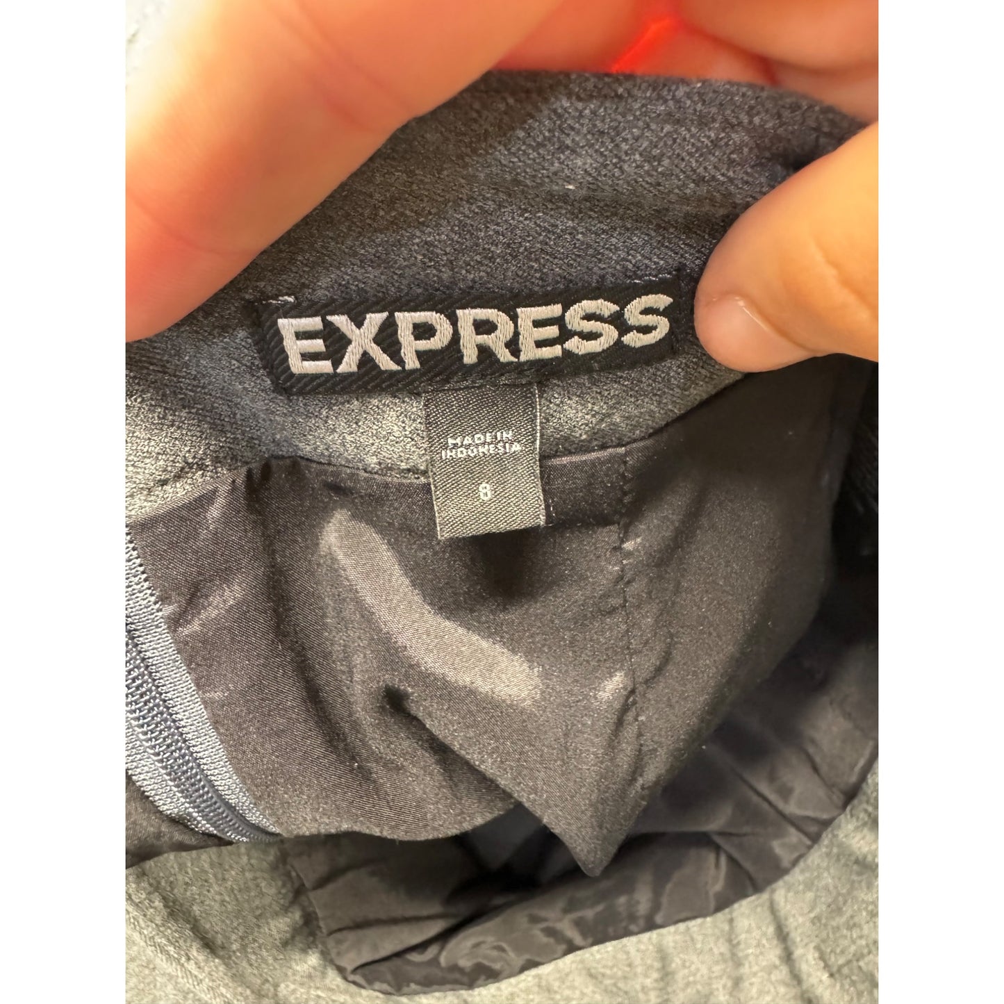 Gray Pencil Skirt With Side Slit & Silver Buckle Detail Size 6 Express #186B