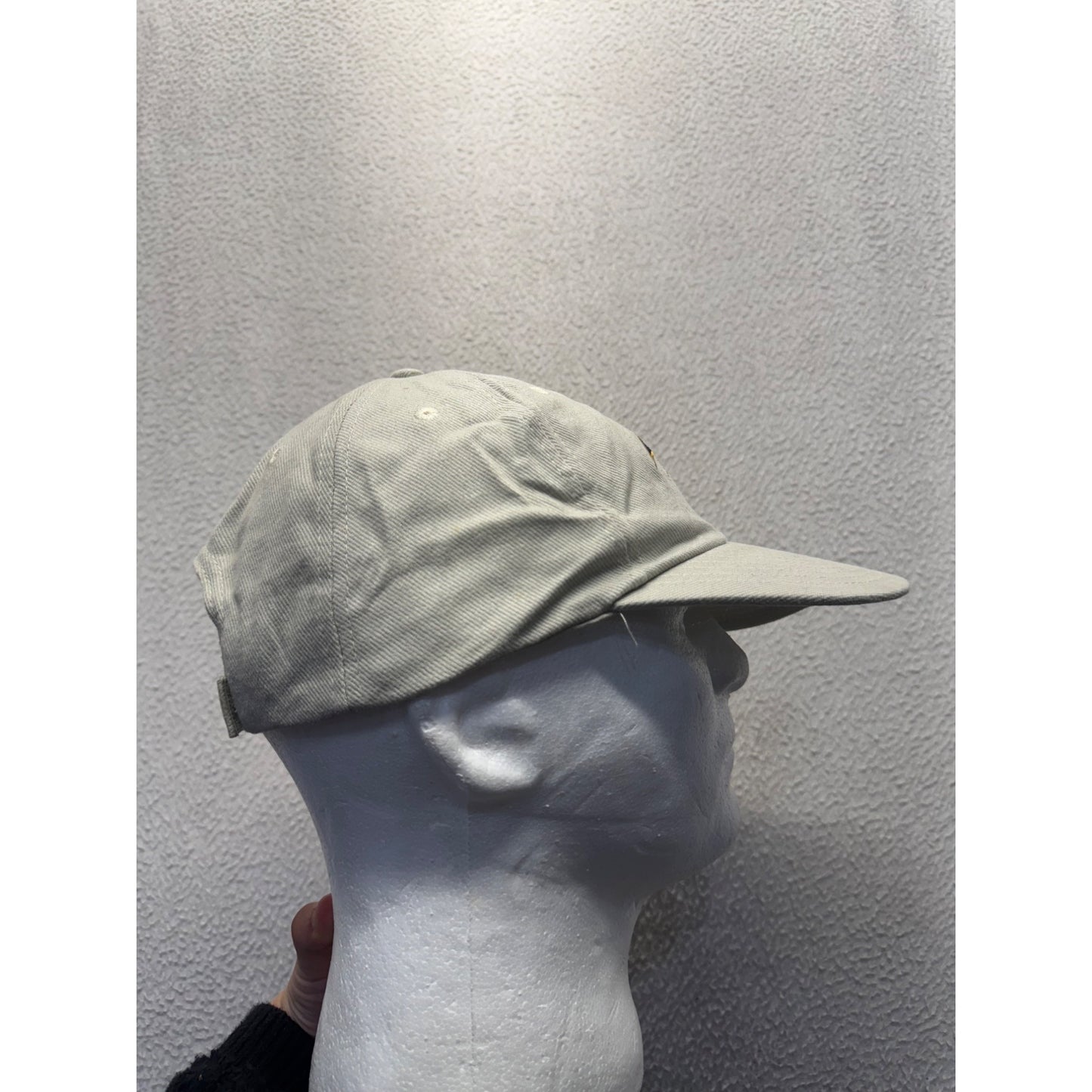Vintage Baltimore Ravens NFL Adjustable Beige Baseball Cap Logo Fan Gear #9679