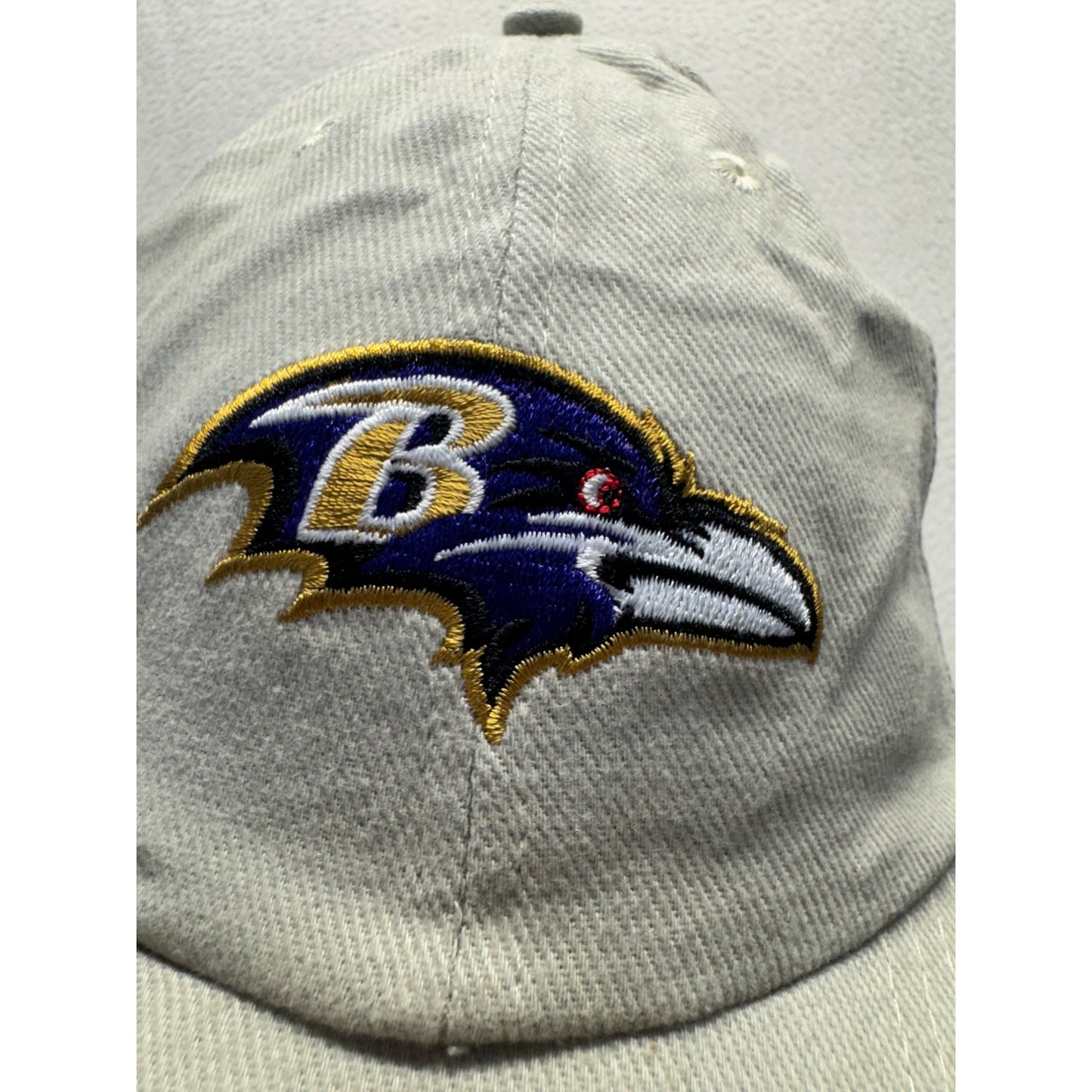 Vintage Baltimore Ravens NFL Adjustable Beige Baseball Cap Logo Fan Gear #9679