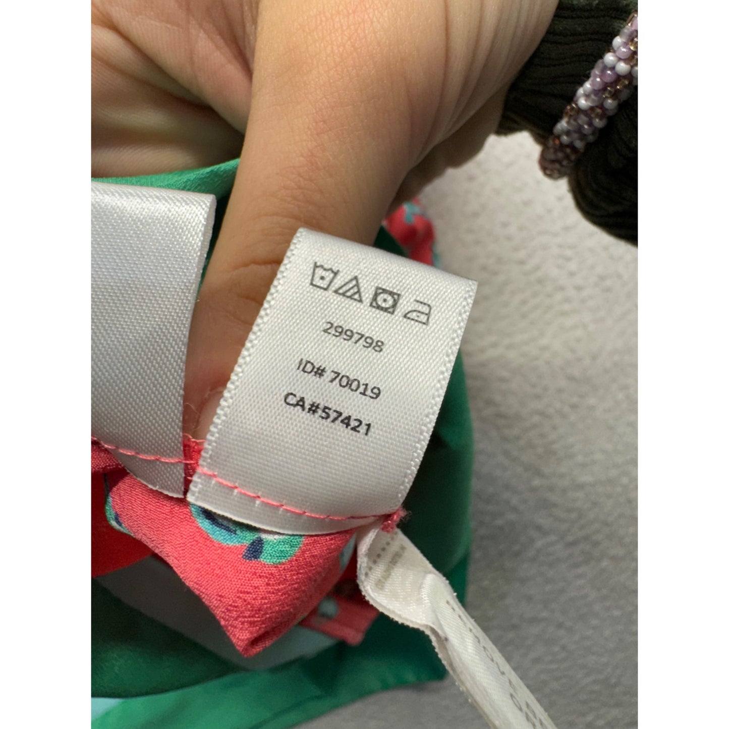 Ann Taylor Loft XS Red Sleeveless Parrot Print Top Green/Blue Hem #9303