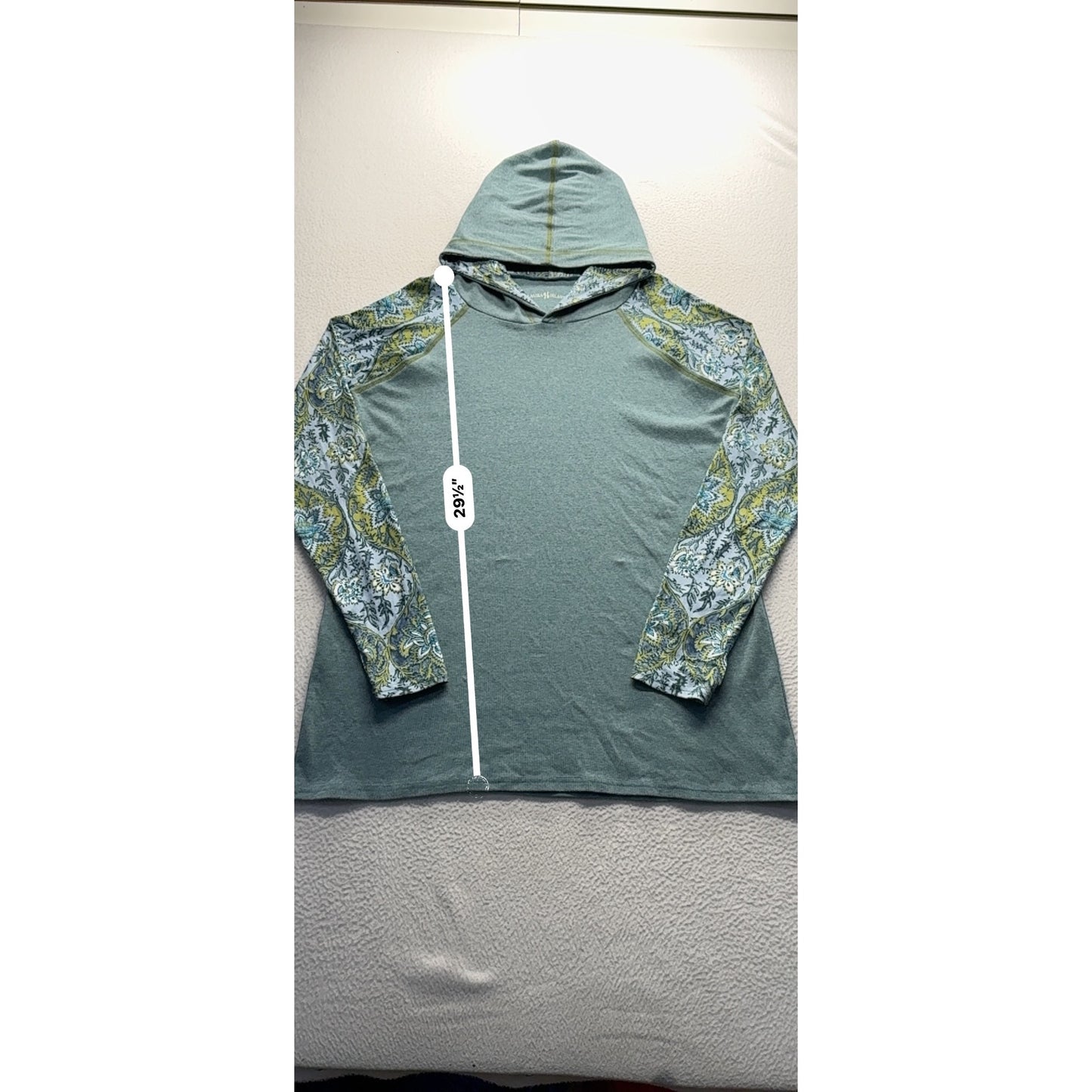 Women’s Laura Hlavac Hooded Shirt #7611