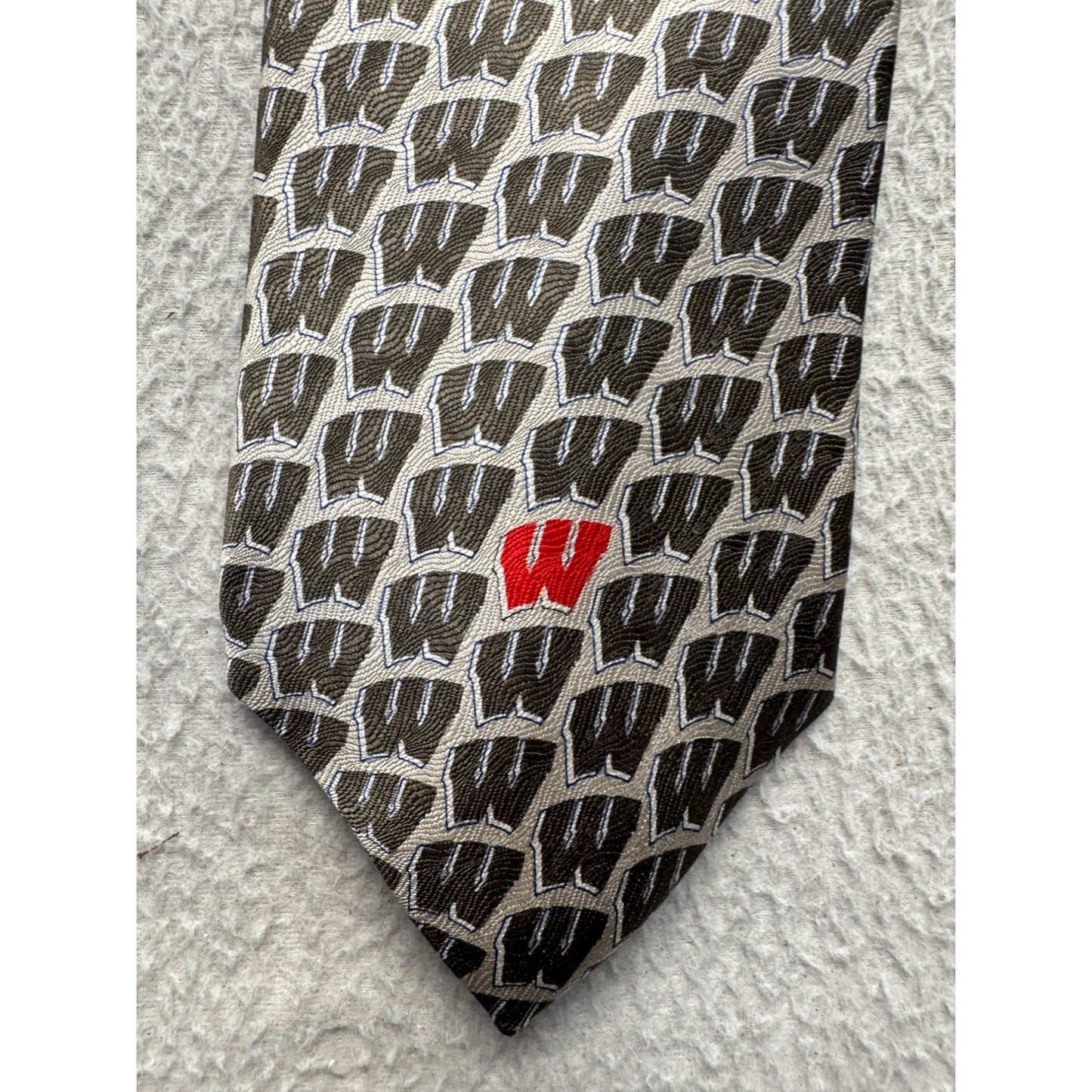 University Of Wisconsin RM Sport Silk Tie W Pattern & Red Logo Gray/Brown 396B
