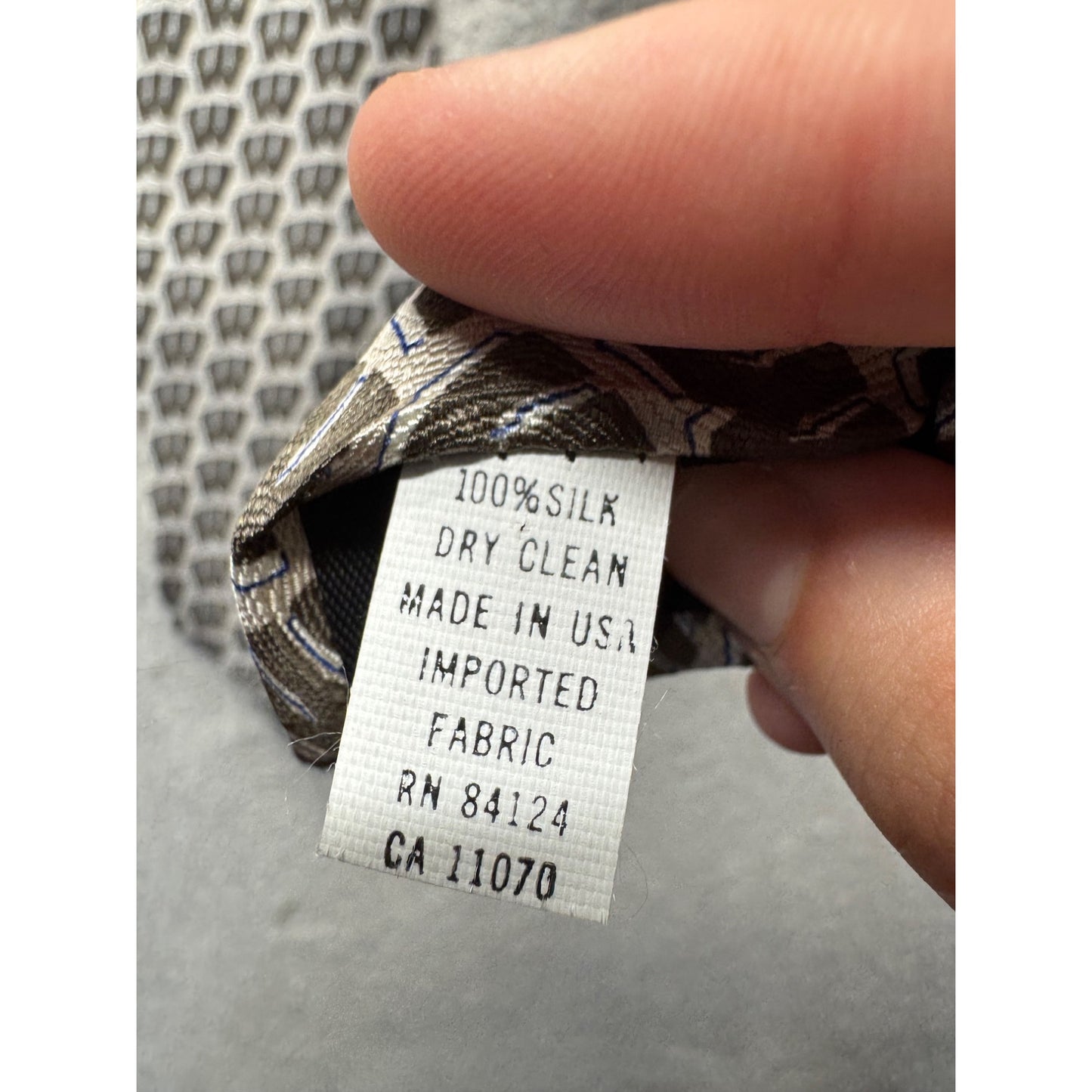 University Of Wisconsin RM Sport Silk Tie W Pattern & Red Logo Gray/Brown 396B