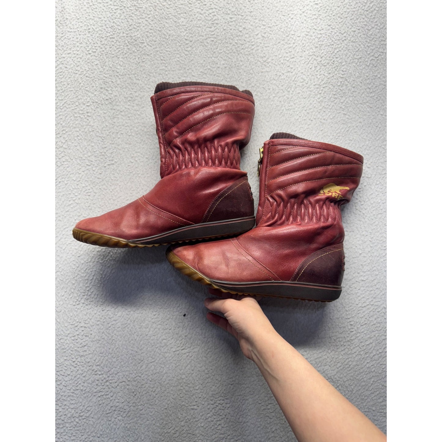 Sorel Vintage Red Leather Quilted Ankle Boots With Zip Closure Non-Slip #9629