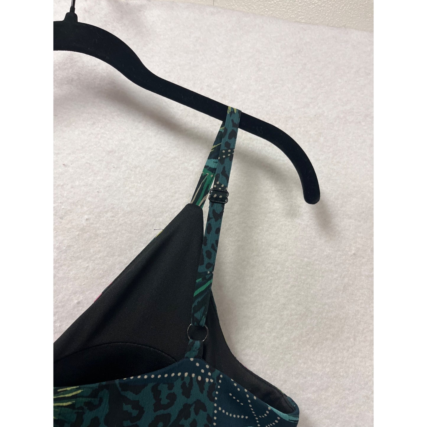 Guess Womens Floral Maxi Dress With Spaghetti Straps & Tropical Print #6896