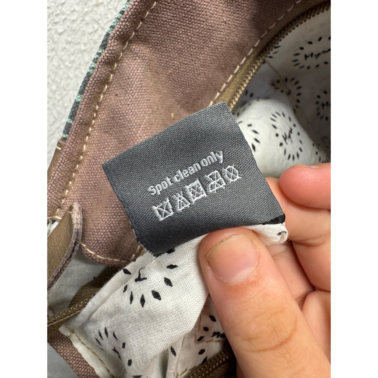 Boho-Style Myra Bag Shoulder/Crossbody Bag Mandala Pattern & Cowhide Accent 93B