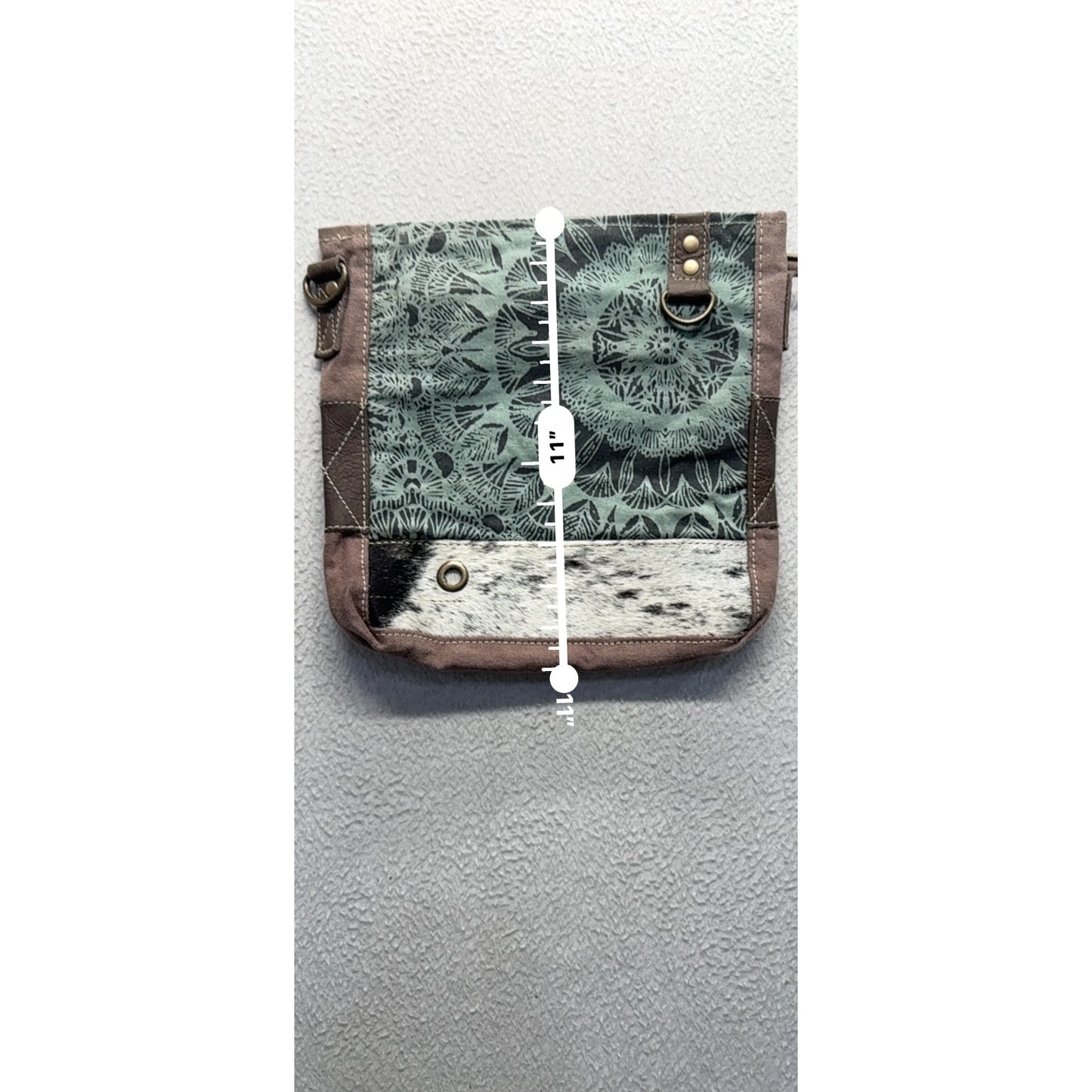 Boho-Style Myra Bag Shoulder/Crossbody Bag Mandala Pattern & Cowhide Accent 93B