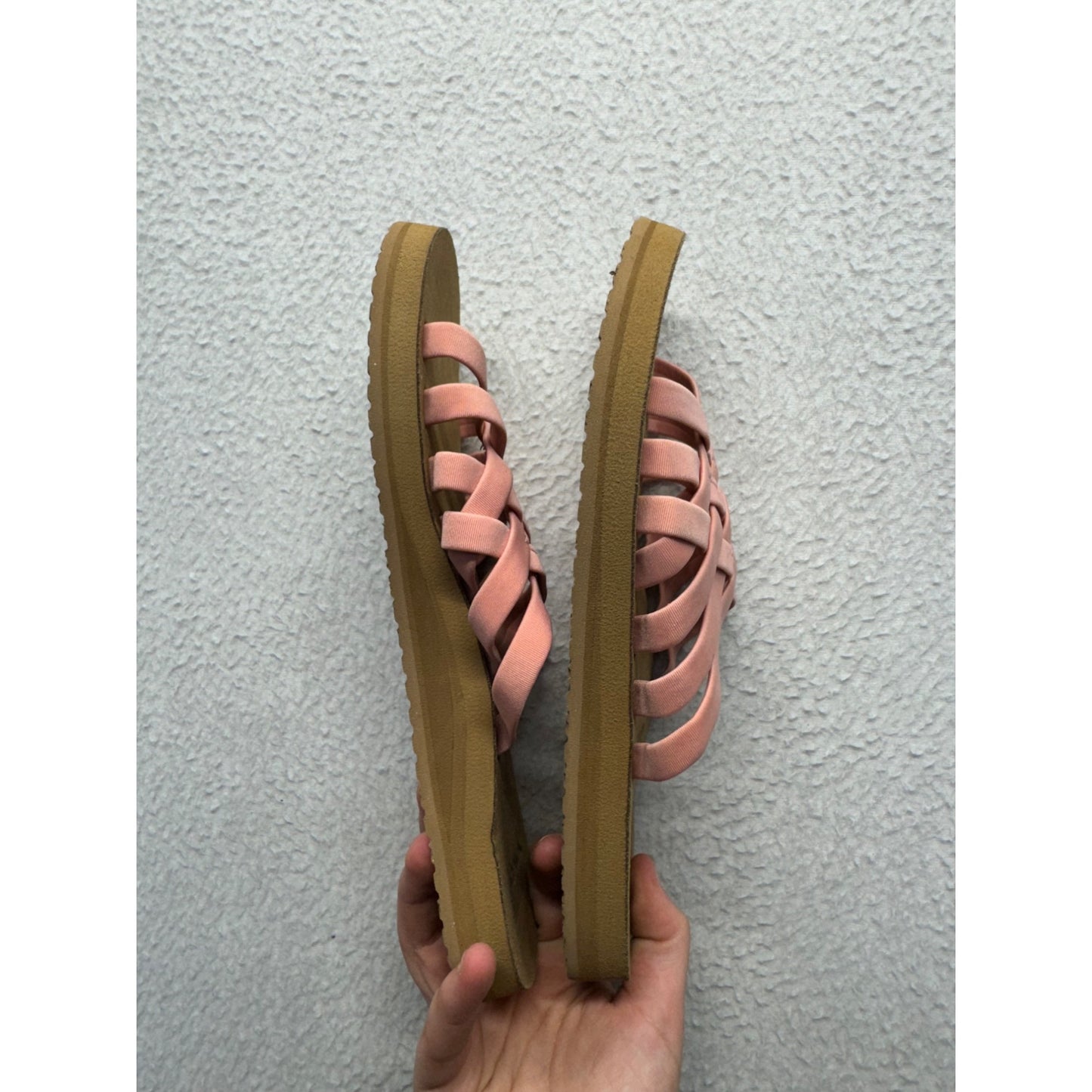 Sanuk Pink Strappy Sandals With Tan Sole Lightweight Casual Slip-On Design #9245