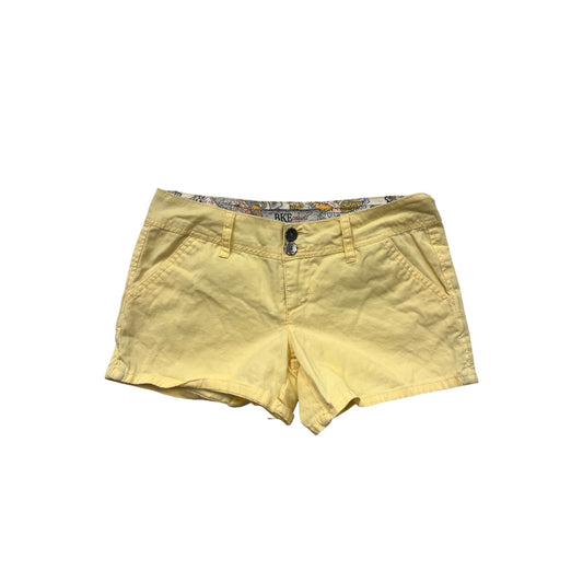 Women’s Size 4 BKE Yellow Mid-Rise Shorts #6418